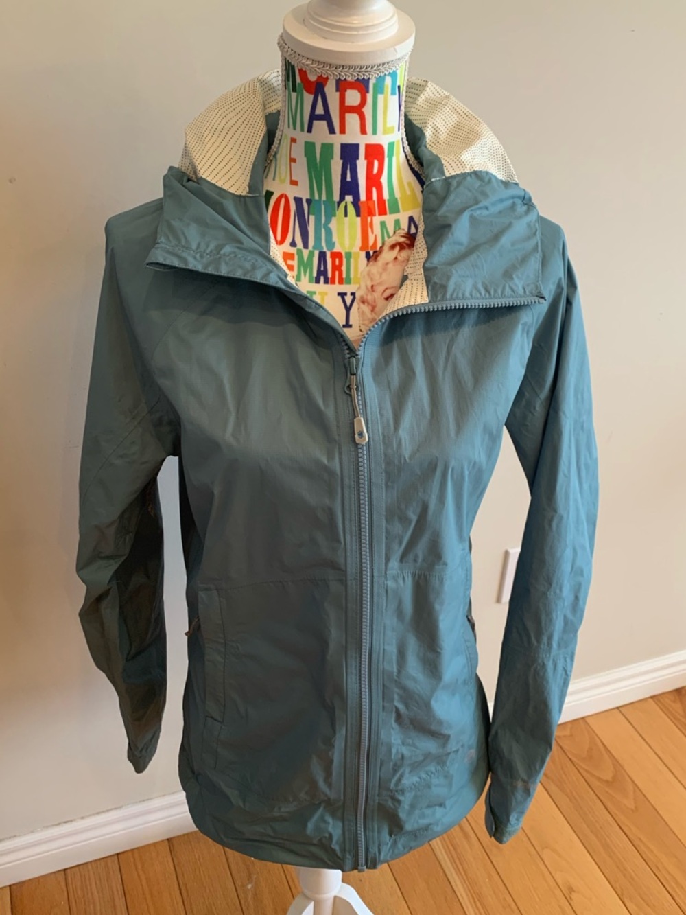 Mountain Hard Wear Lightweight Women's Teal Hooded Jacket